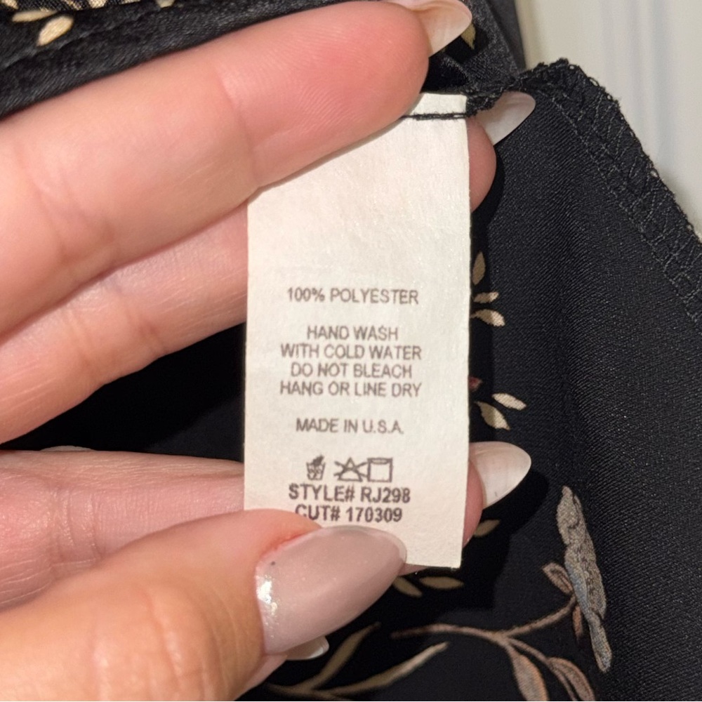 Floral Sleeveless Top by Together - Picture 6 of 7